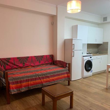Just A 2Bd Central Apartment * Top Location * Athén Kültér fotó