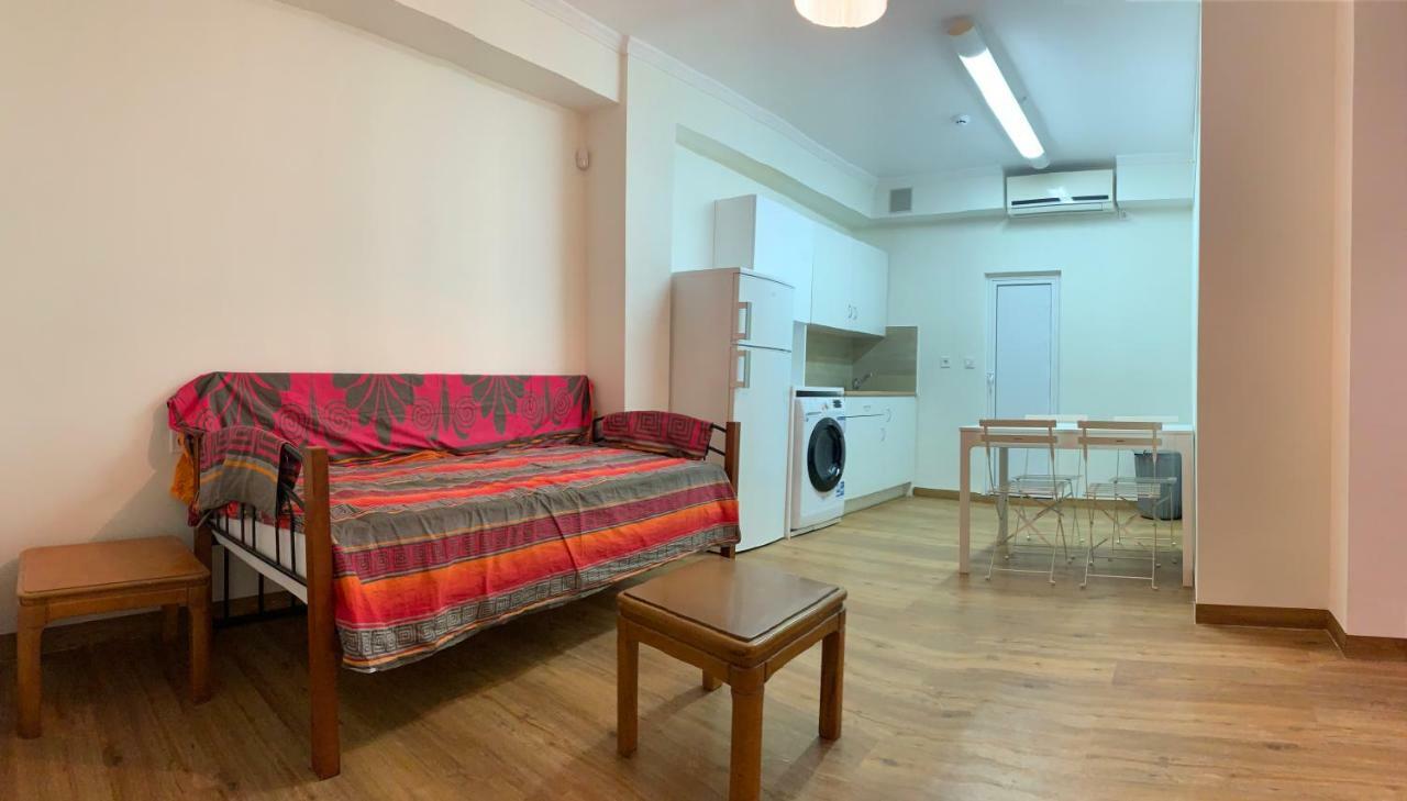 Just A 2Bd Central Apartment * Top Location * Athén Kültér fotó